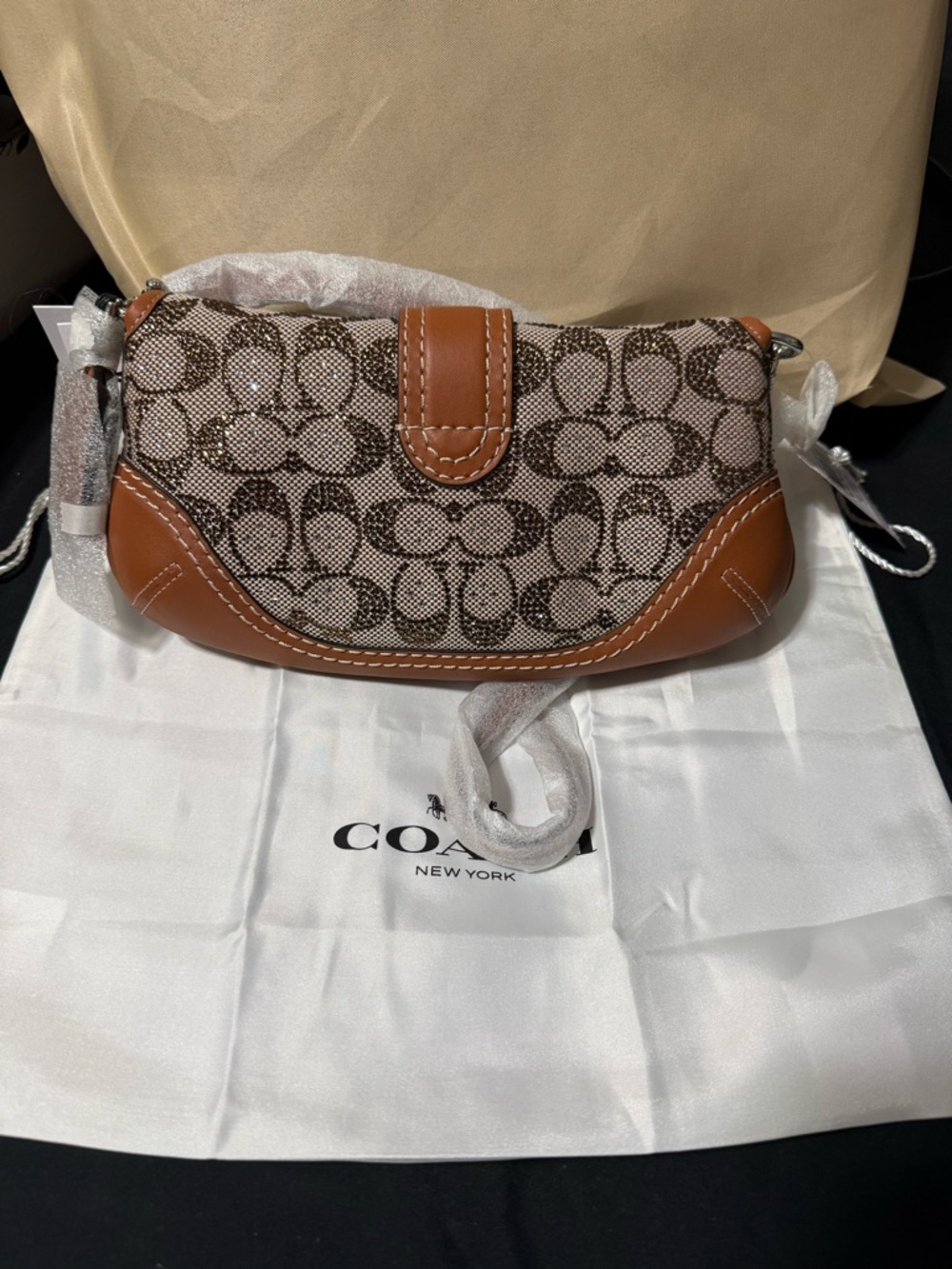 Coach Soho 25 in Crystal Signature Jacquard CBJ65 - Picture 4 of 6